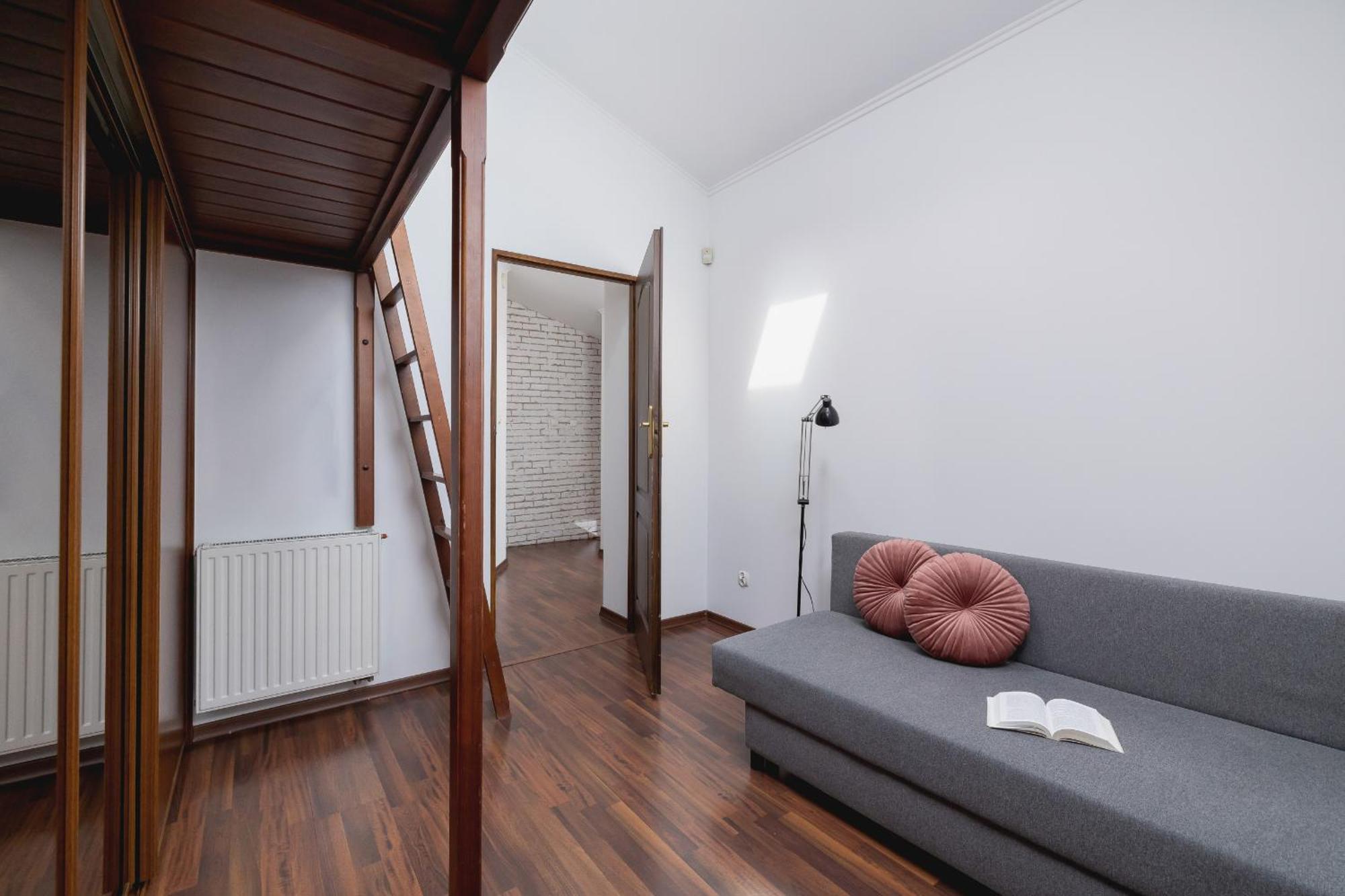Asnyka Rodzinny Apartament W Centrum Krakowa By Renters *