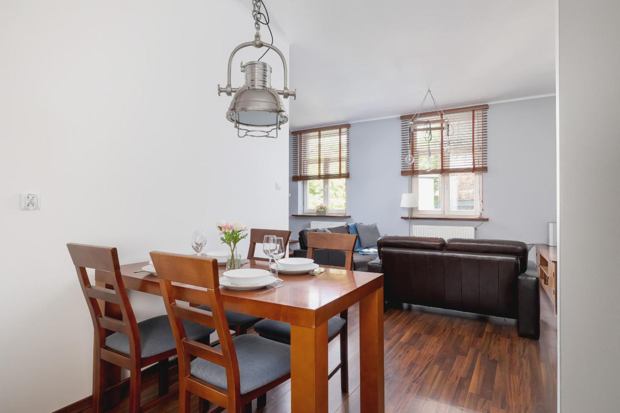 Apartment Asnyka Rodzinny Apartament W Centrum Krakowa By Renters
